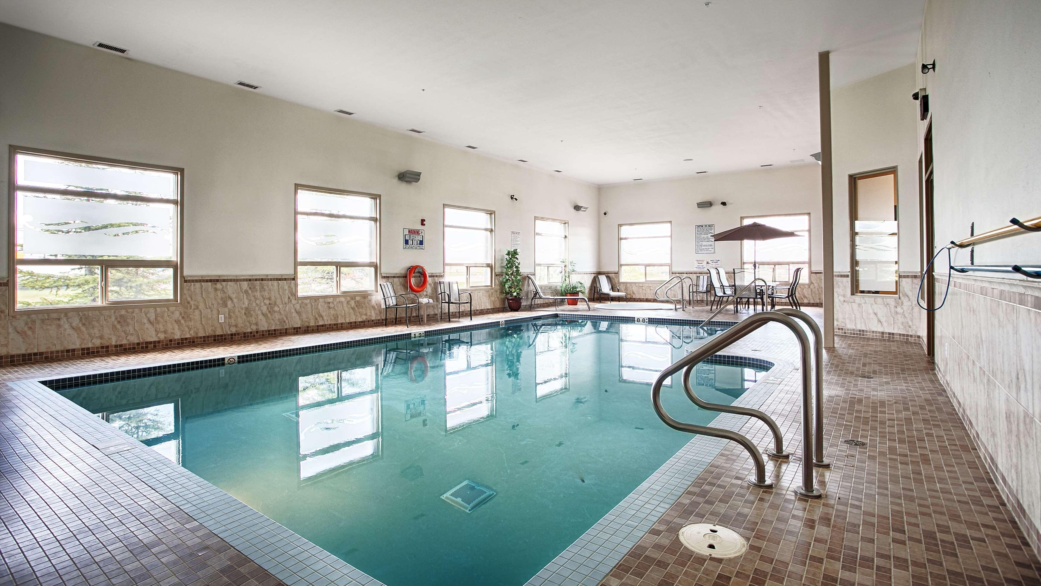 Best Western Wainwright Inn & Suites Exteriér fotografie