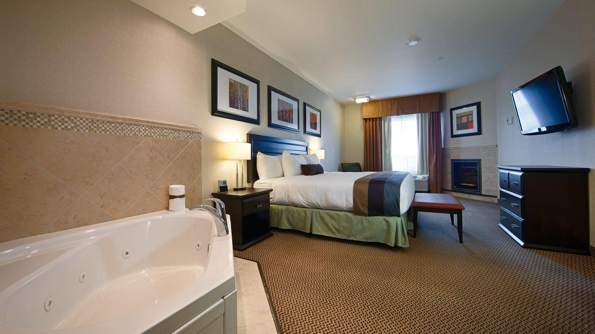 Best Western Wainwright Inn & Suites Exteriér fotografie
