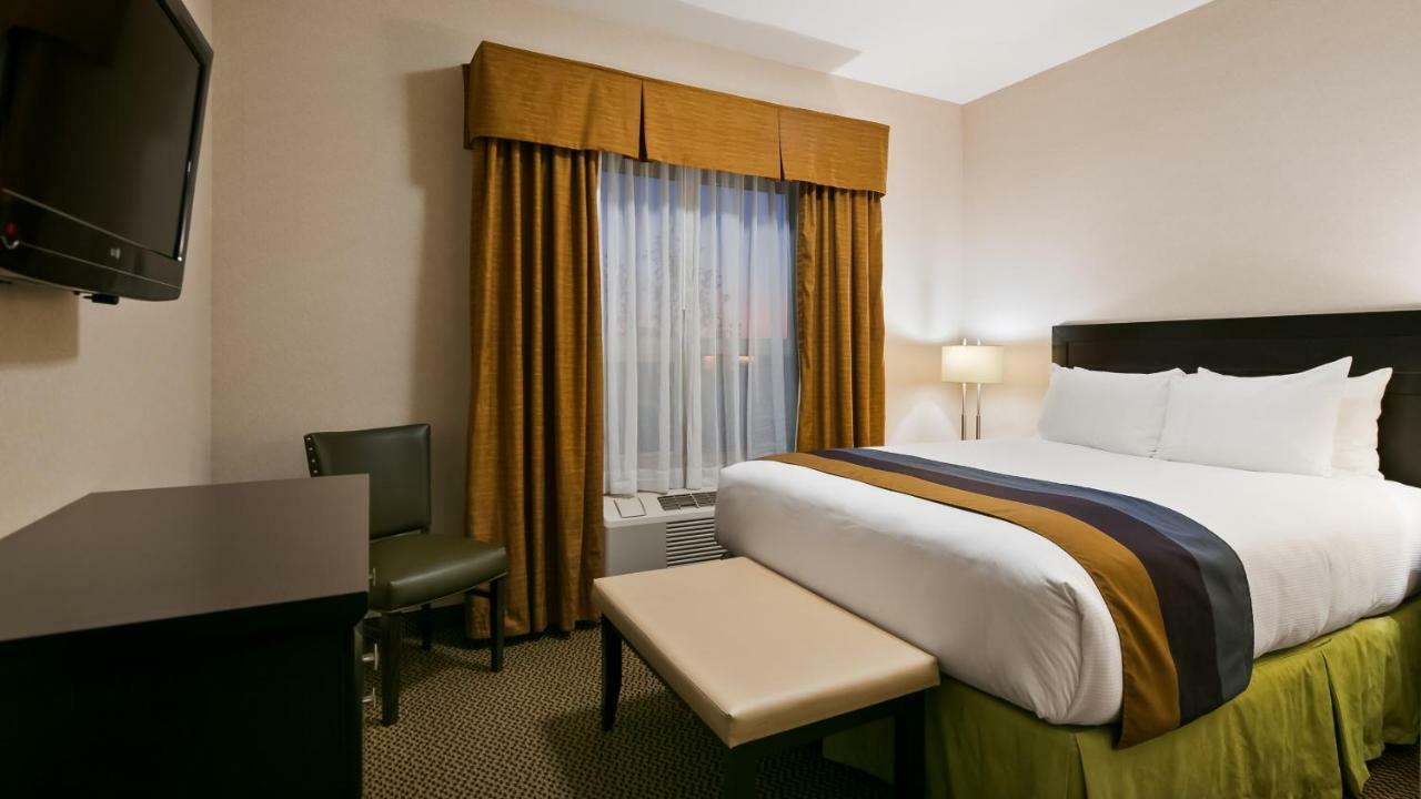 Best Western Wainwright Inn & Suites Exteriér fotografie